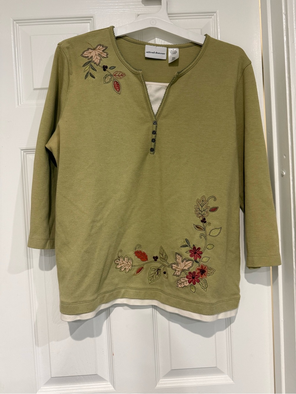 Alfred Dunner Women’s Olive Green Embroidered Henley Top Fall Large